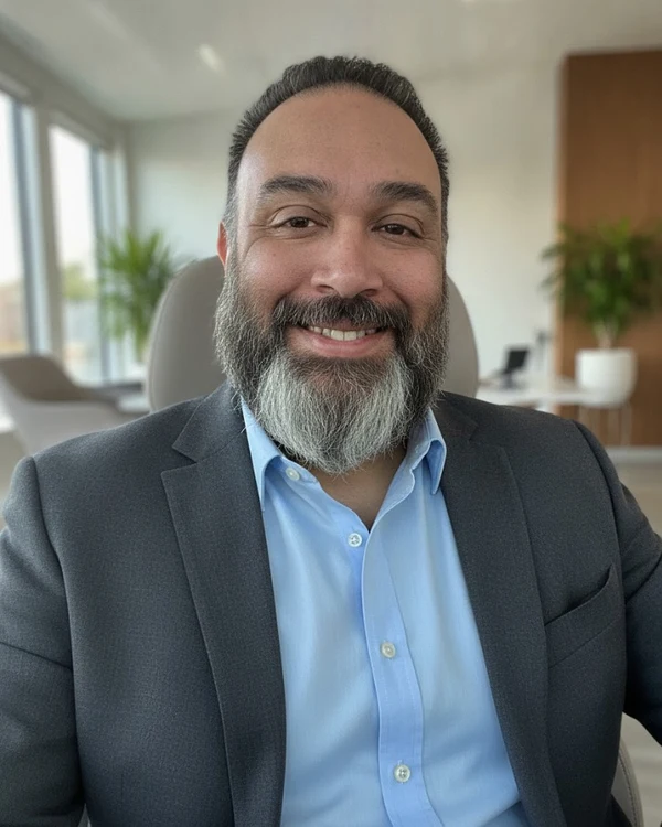 Lead Consultant Thomas Murch